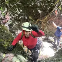 Rapel en roca